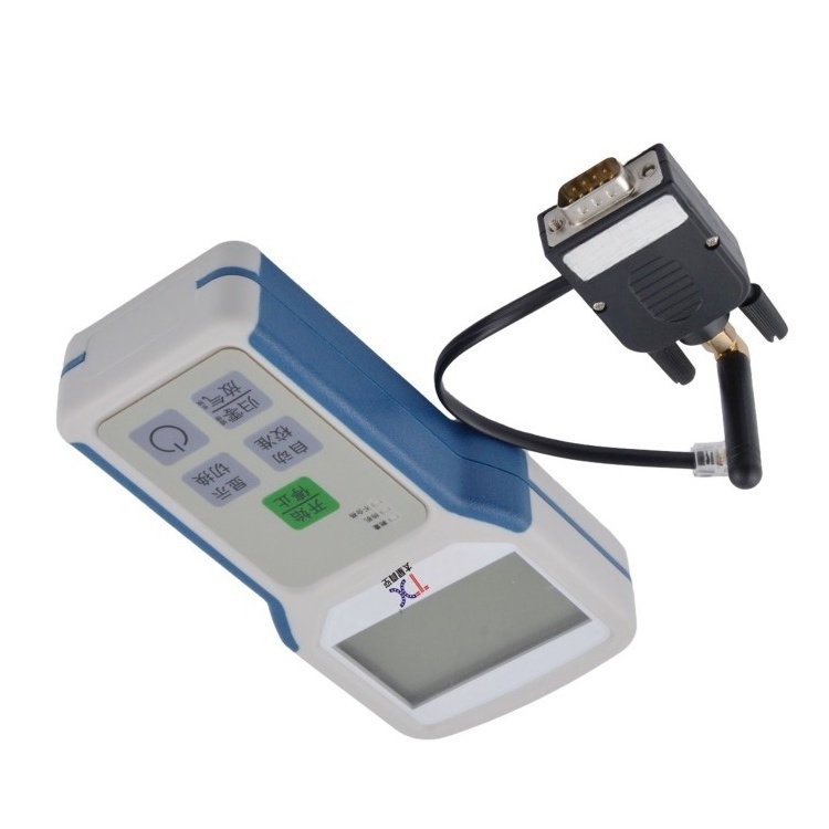 Helium leak detector remote